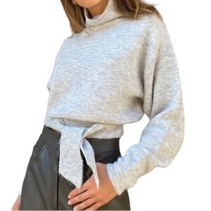 Wilfred Lorin sweater in heather grey color, size medium